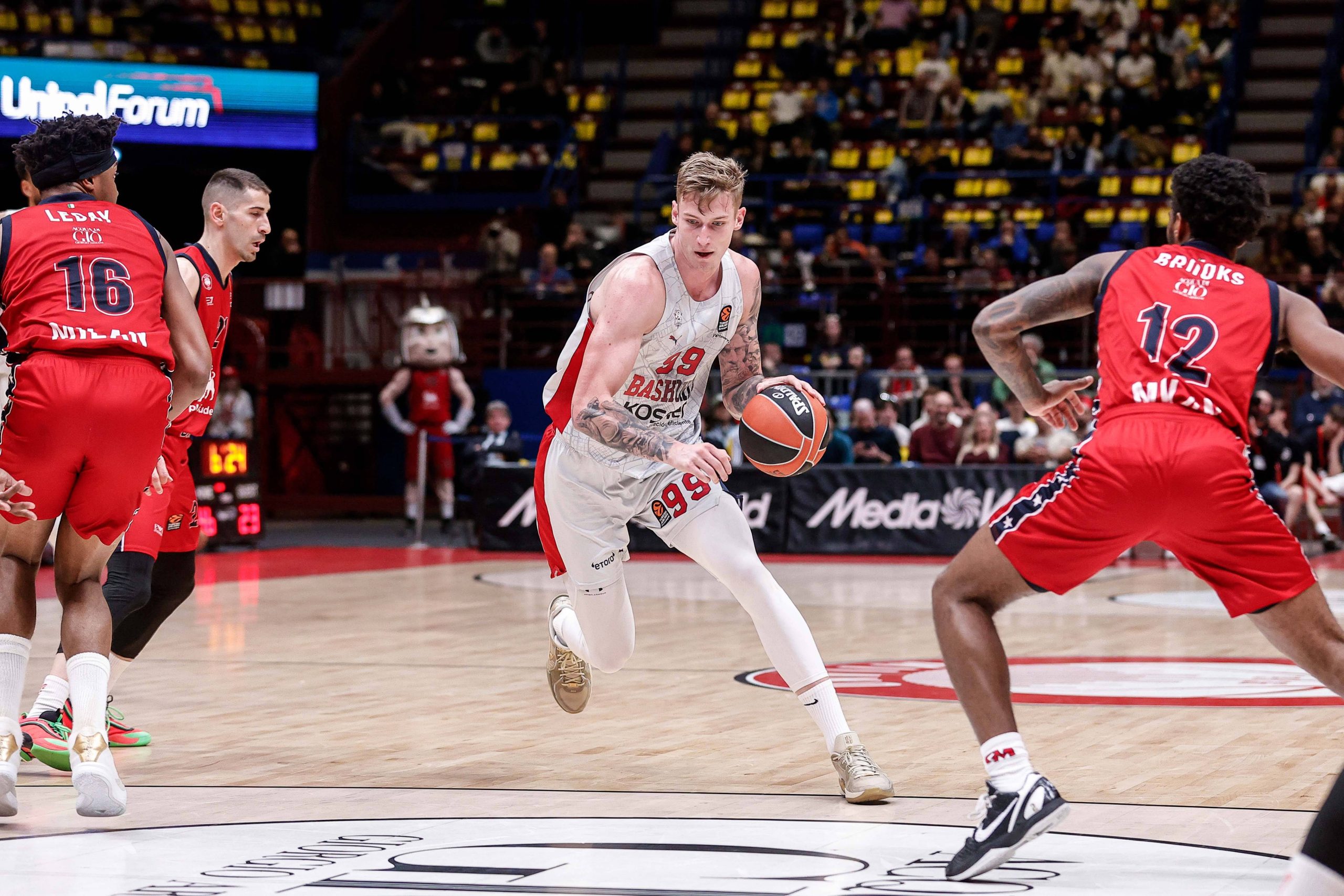 Promene pred Zvezdu: Šamanić otišao iz Baskonije!