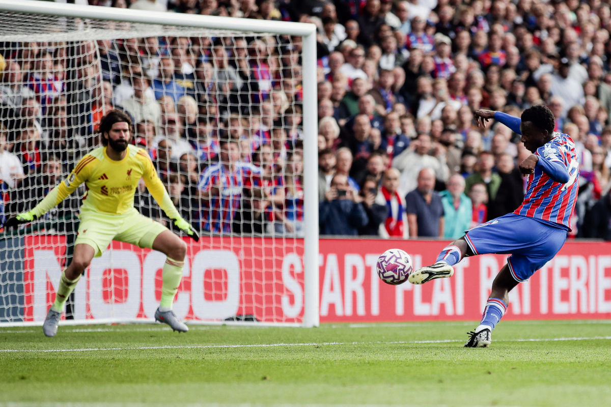 Liverpul ne ume protiv Palasa – drugi poraz u mesec dana, ovoga puta u 97. minutu!