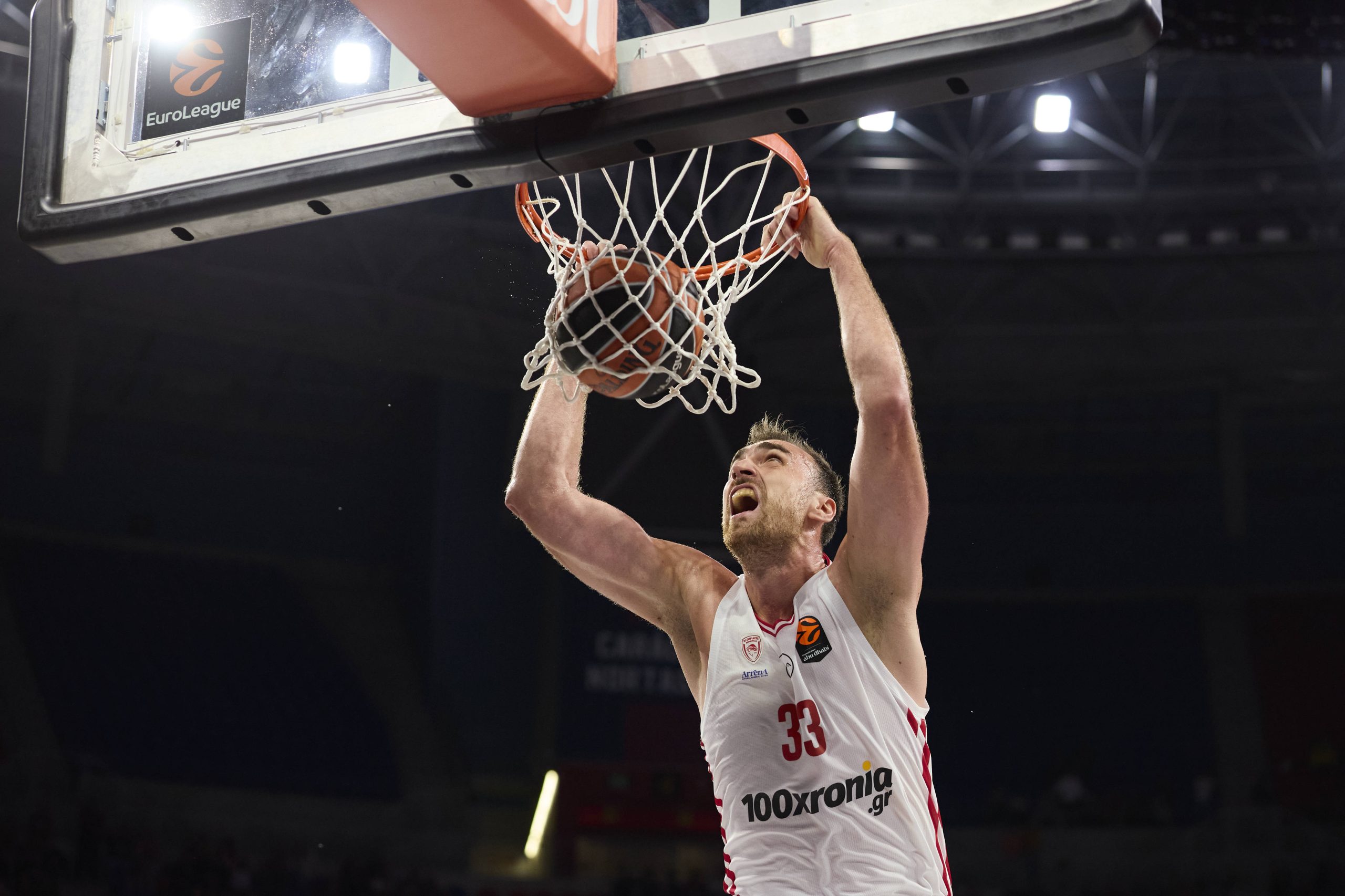 Milutinov i Nilikina rešili pirejsku dramu u poslednjem minutu, Olimpijakos srušio PAO