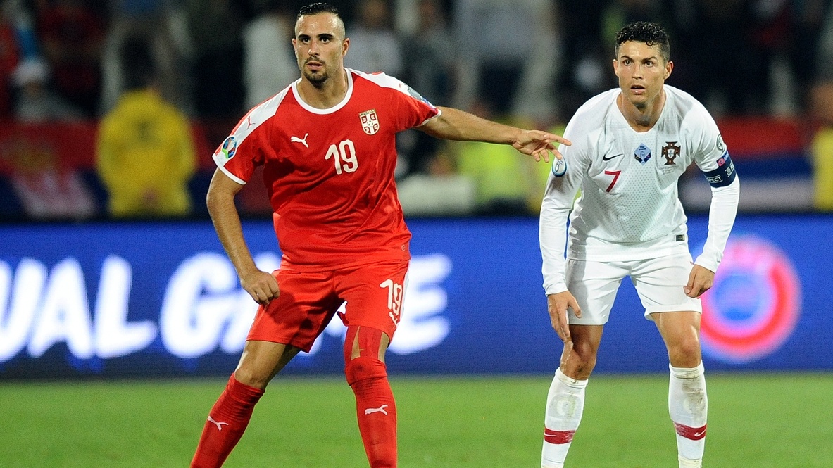 Neka neko snimi film o Maksi