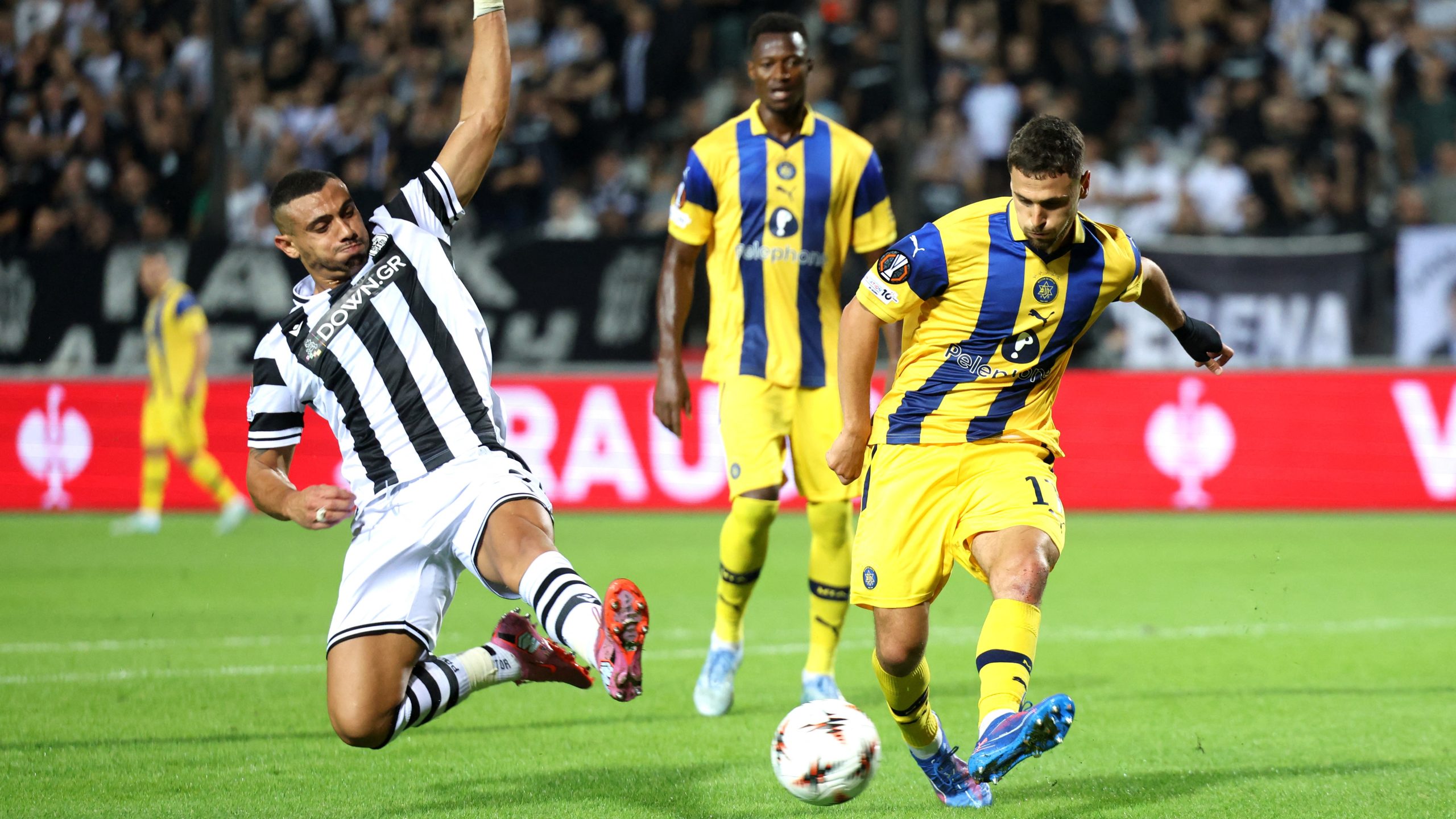 Dobre vesti za srpskog vezistu: Povreda prošlost, nekadašnji igrač Partizana spreman za Francuze