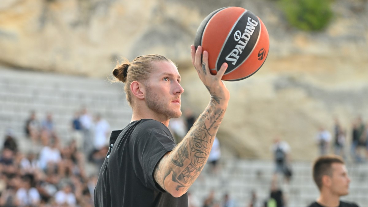 Osetkovski deli ideje sa Obradovićem i čeka Dubai: Vašington kao magnet, brat Karter me video kroz krv, znoj i suze