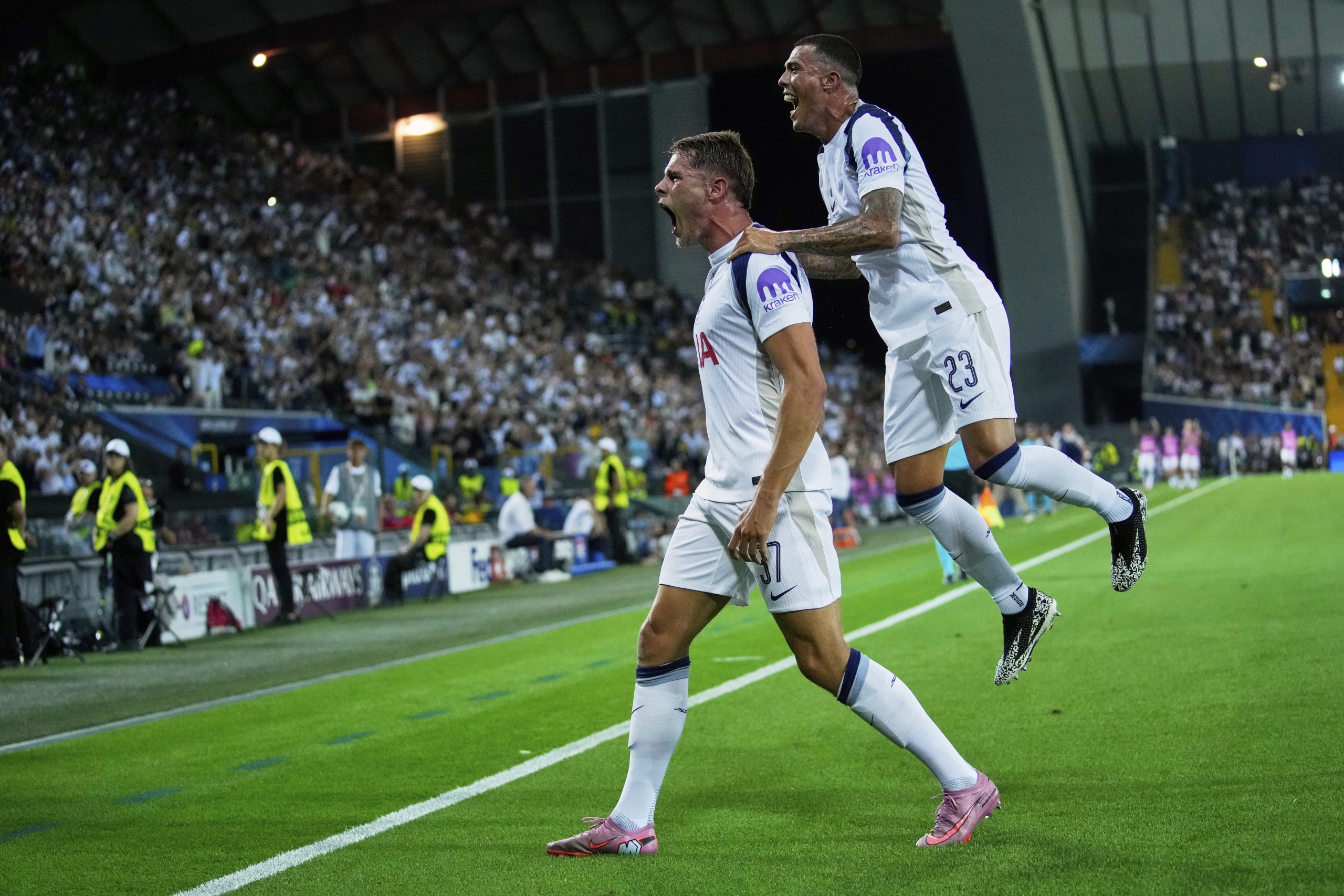 Van de Ven, vidi, vici… Totenhem na krilima štopera protutnjao Liverpulom