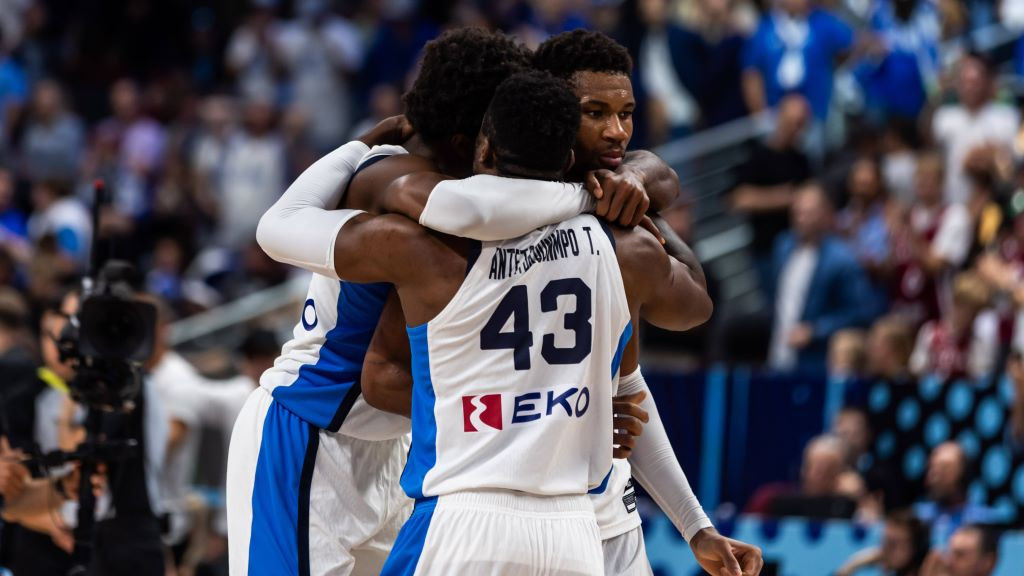 Istorija! Adetokunbo doveo još jednog brata u Milvoki