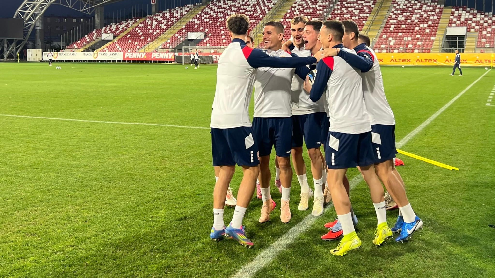 Mirković veruje u zvezdaša i partizanovca: Oseća se u vazduhu da igramo samo prijateljske utakmice, ali nadam se da ćemo ubrzo napraviti kostur ekipe