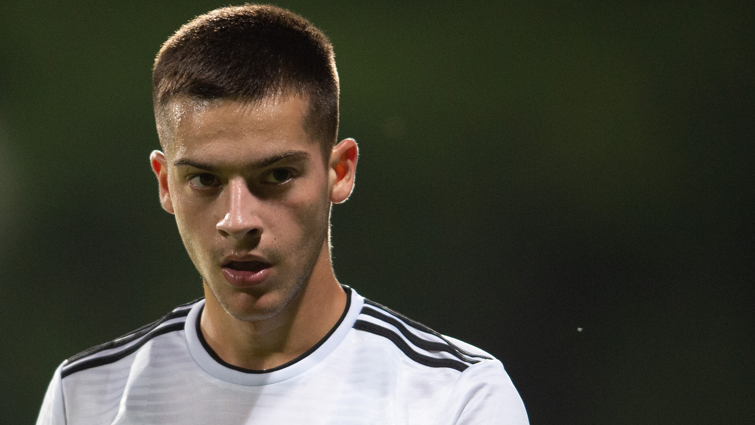 Srpski napadač oduševljava Grke i izlazi iz senke Jovića, Živkovića i Đuričića