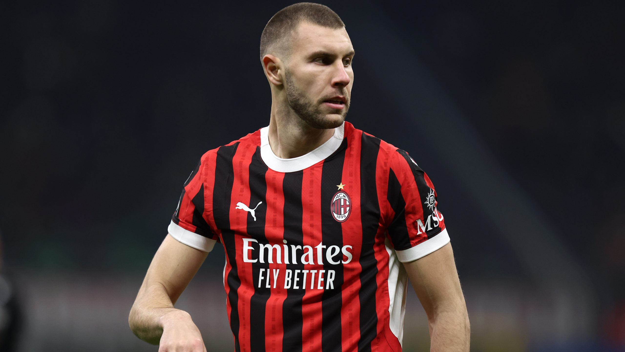 Pavloviću se javlja stari udvarač i nada se da će ovog puta biti drugačije