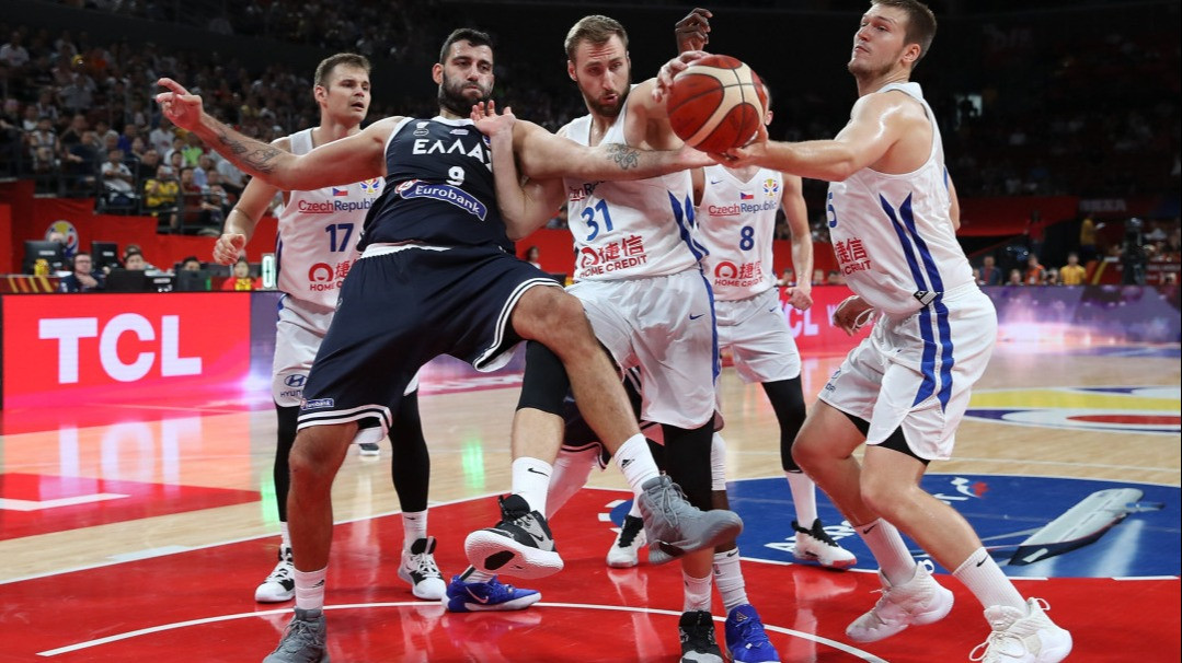 Dok Evropa bruji o povratku Rubija, u tišini ponovo zaigrao i Burusis