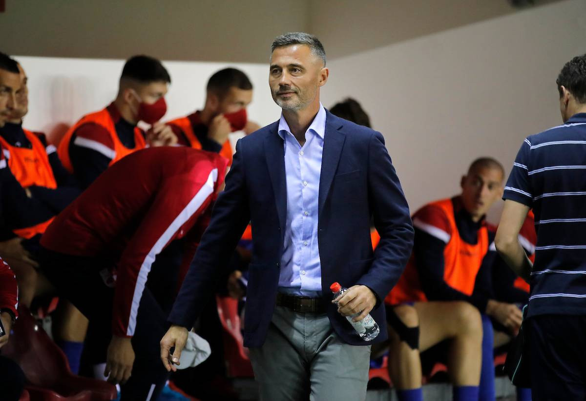 Bivši selektor pred potpisom u Kruševcu