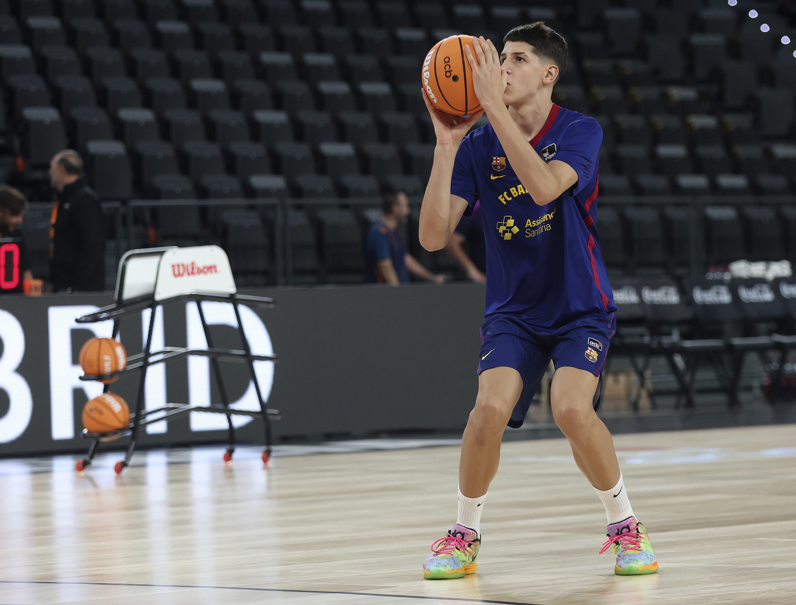 Umalo na najvećoj sceni: Kusturica sa klupe gledao poraz Barselone