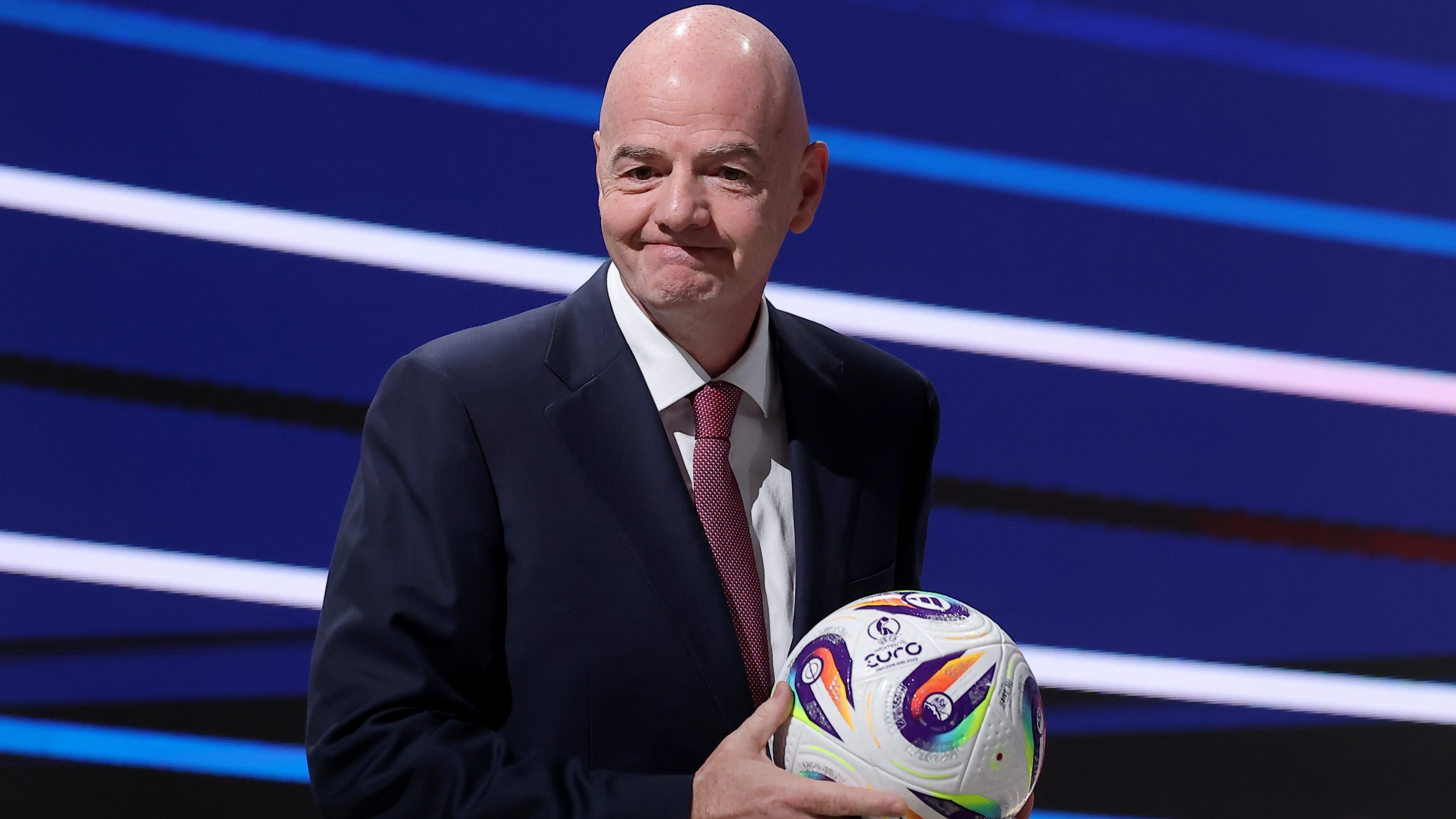 FIFA razmatra promenu termina narednih Mundijala